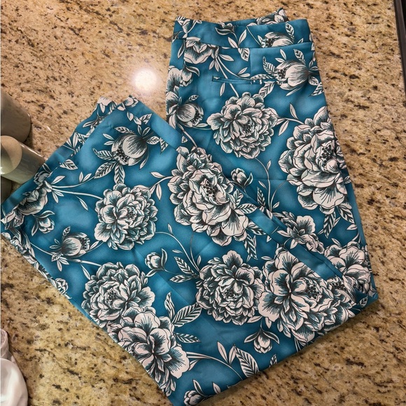 Worthington Bold Floral Print High Rise Wide Leg Pants 12 - Picture 7 of 8